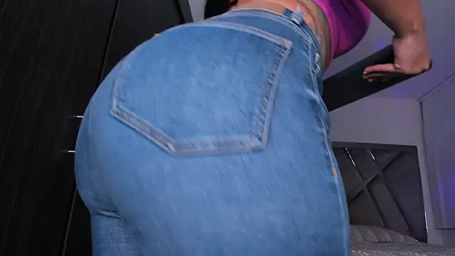 samaay07  online show from 01/09/25, 02:01