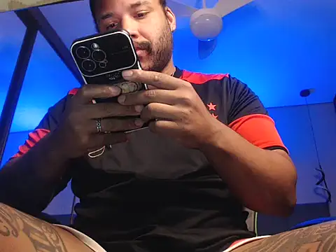 Ale Mineiro online show from 05/23/26, 11:42