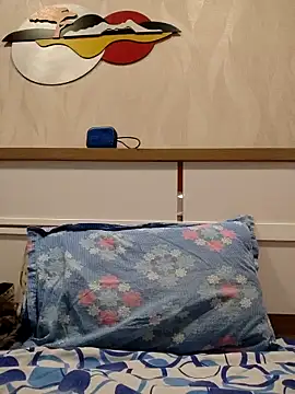 Snapshot of king_boy chatting on 02/24/25, 08:47 king boy online show from 02/24/25, 08:47