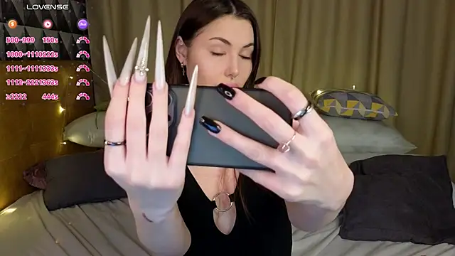 Mary Walker online show from 11/09/25, 01:04