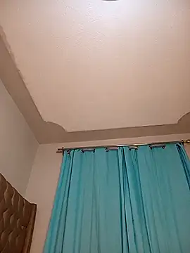 Snapshot of Pretty_tiffany chatting on 02/19/26, 05:14 Pretty tiffany online show from 02/19/26, 05:14