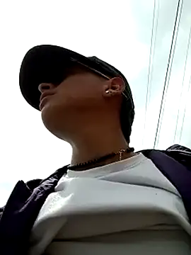 Snapshot of Cuervo_maniaco chatting on 03/01/25, 03:27 Cuervo maniaco online show from 03/01/25, 03:27