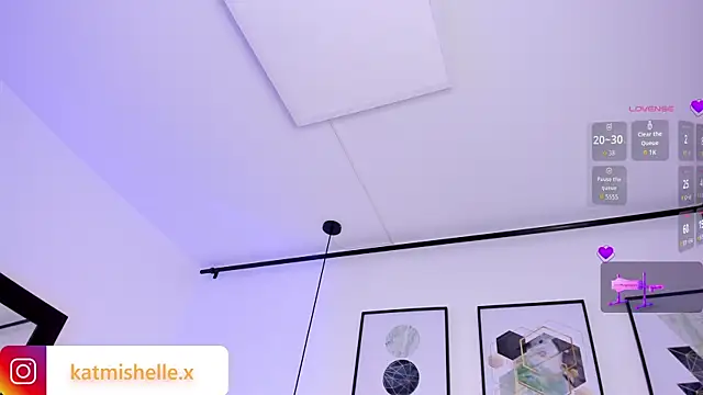 Snapshot of _mishelle chatting on 04/11/26, 07:45 mishelle online show from 04/11/26, 07:45