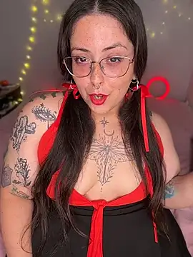 Mizztikaa online show from 05/12/26, 07:22