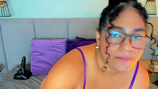 Annie-Wolf online show from 09/29/25, 09:19