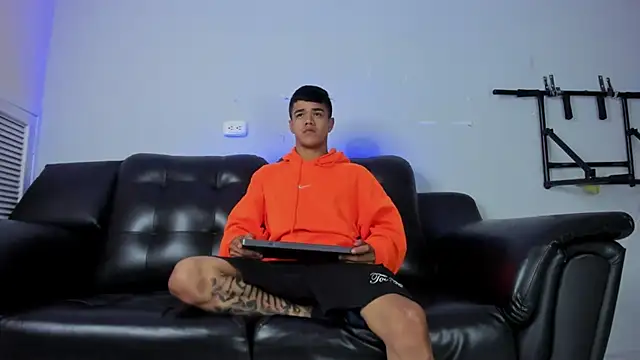 Rob saenz  online show from 01/21/25, 01:00