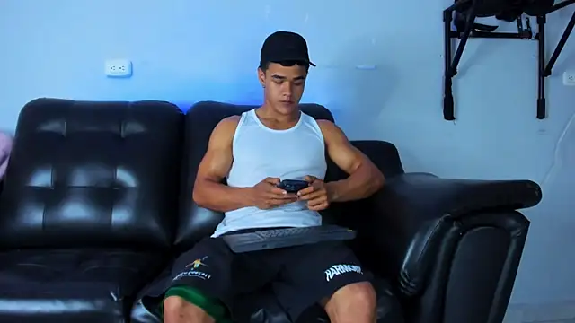 Rob saenz  online show from 02/11/25, 01:51