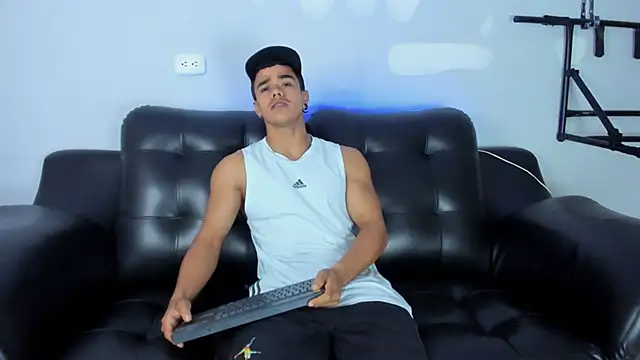 Rob saenz  online show from 03/06/25, 01:03