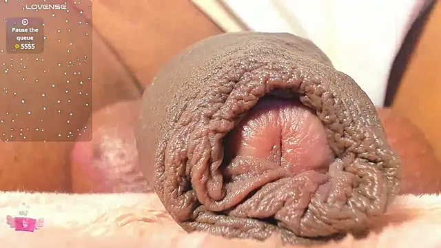 Snapshot of CharlotteLauren chatting on 02/25/25, 11:11 CharlotteLauren online show from 02/25/25, 11:11