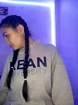 Snapshot of Nahiara_velez chatting on 03/12/25, 10:39 Nahiara velez online show from 03/12/25, 10:39