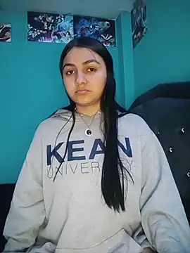 Snapshot of Nahiara_velez chatting on 02/14/26, 10:17 Nahiara velez online show from 02/14/26, 10:17