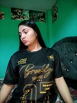 Nahiara velez online show from 05/15/26, 01:23