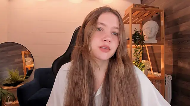 MaryannSoftt online show from 11/19/25, 03:01