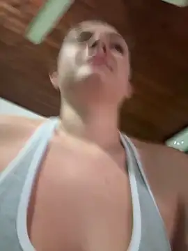 Snapshot of eva_y_marcelo chatting on 11/03/25, 11:11 eva y marcelo online show from 11/03/25, 11:11