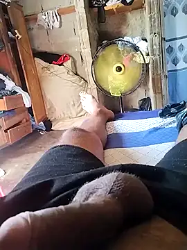 Snapshot of raseccv chatting on 01/18/26, 01:59 raseccv online show from 01/18/26, 01:59