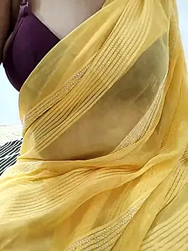 Snapshot of Diya_Chopra chatting on 03/06/25, 05:03 Diya Chopra online show from 03/06/25, 05:03