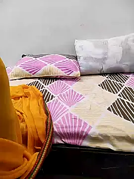 Snapshot of Diya_Chopra chatting on 03/10/25, 05:00 Diya Chopra online show from 03/10/25, 05:00