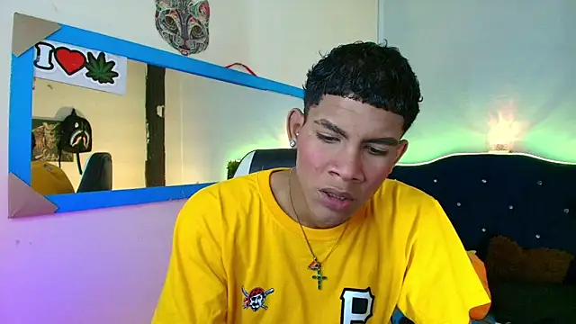 Damian latinxxx online show from 02/02/25, 02:27