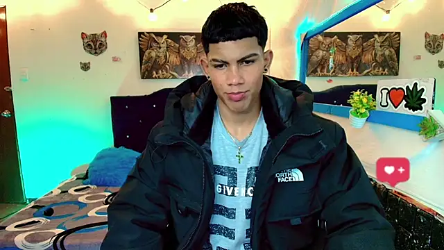 Damian latinxxx online show from 02/07/25, 02:19