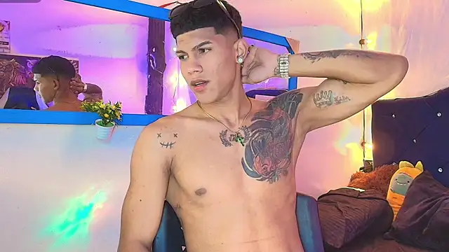 Damian latinxxx online show from 02/13/25, 09:41