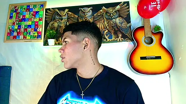 Damian latinxxx online show from 02/15/25, 07:06