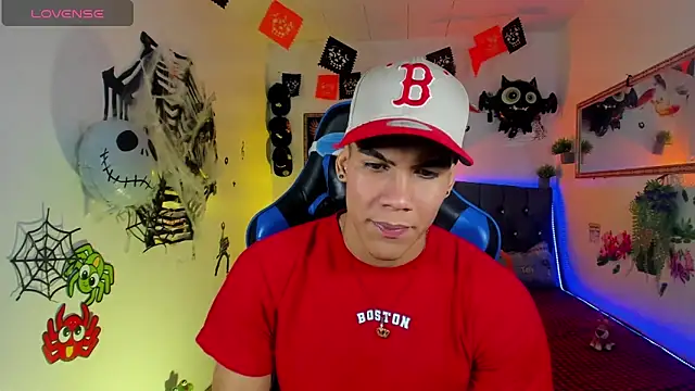 Damian latinxxx online show from 10/10/25, 03:05