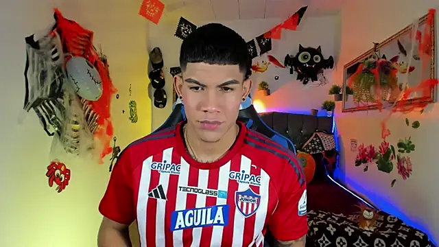 Damian latinxxx online show from 10/24/25, 02:52