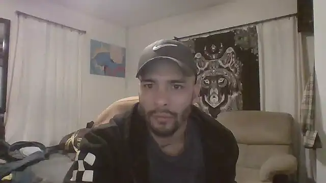 Snapshot of JohnnyDeep187 chatting on 01/02/25, 06:50 JohnnyDeep187 online show from 01/02/25, 06:50