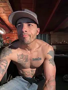 Snapshot of JohnnyDeep187 chatting on 02/18/26, 05:03 JohnnyDeep187 online show from 02/18/26, 05:03