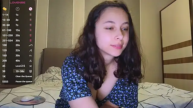 Agatha Sade online show from 03/11/25, 03:56