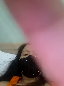 Baby-sexytits18 online show from 03/06/25, 10:04