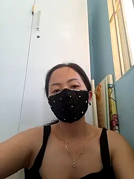 Baby-sexytits18 online show from 03/08/25, 08:11
