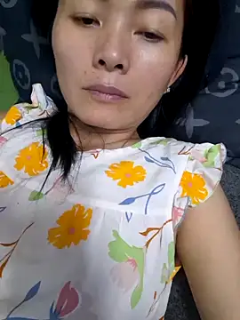 Baby-sexytits18 online show from 10/22/25, 01:00