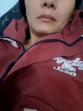 Baby-sexytits18 online show from 11/27/25, 11:51