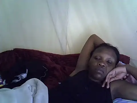 Sweet serah online show from 12/17/25, 07:03