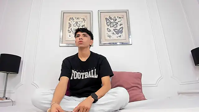 Santy carrington online show from 12/29/24, 01:49