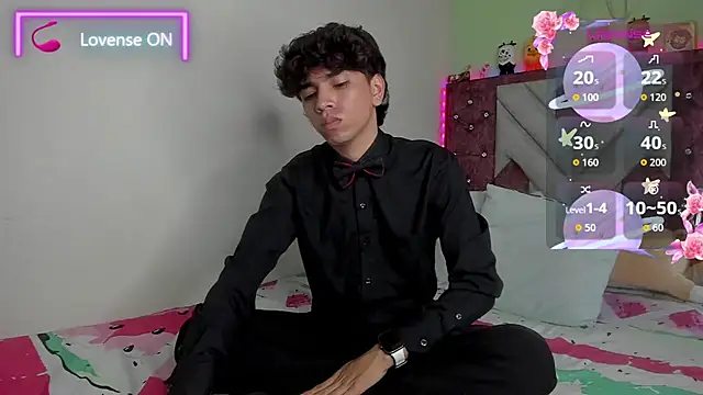 Snapshot of Santy_carrington chatting on 12/14/25, 03:34 Santy carrington online show from 12/14/25, 03:34