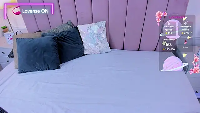 Snapshot of Santy_carrington chatting on 03/11/26, 07:53 Santy carrington online show from 03/11/26, 07:53