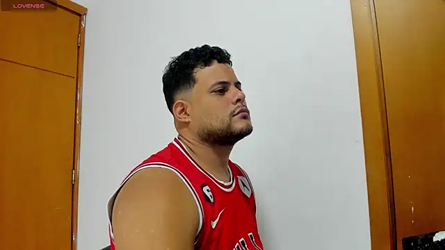 Snapshot of that_temptation chatting on 01/17/26, 07:17 that temptation online show from 01/17/26, 07:17