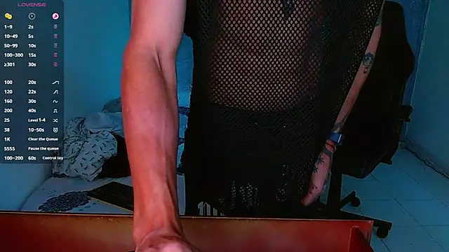 bray hotboy777 online show from 01/10/25, 10:57