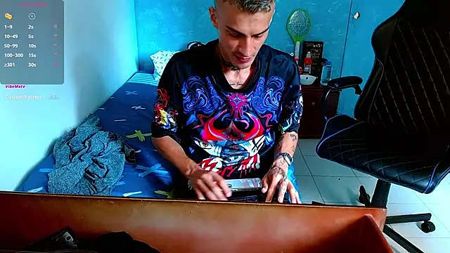 bray hotboy777 online show from 02/08/25, 06:55