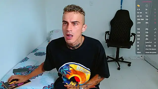 bray hotboy777 online show from 09/18/25, 04:31