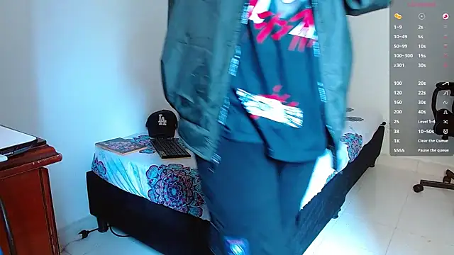 bray hotboy777 online show from 09/21/25, 02:40