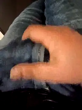 Snapshot of franko1987 chatting on 03/10/26, 12:32 franko1987 online show from 03/10/26, 12:32