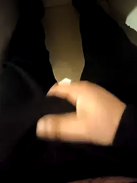 Snapshot of franko1987 chatting on 03/16/26, 05:24 franko1987 online show from 03/16/26, 05:24