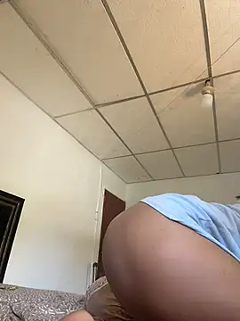 JennamartinyII online show from 05/18/26, 01:17