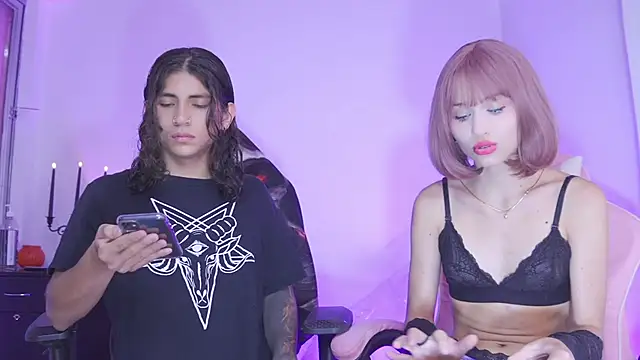 Snapshot of gabriel__manson chatting on 12/14/24, 01:28 gabriel manson online show from 12/14/24, 01:28