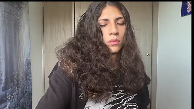 Snapshot of gabriel__manson chatting on 09/12/25, 09:37 gabriel manson online show from 09/12/25, 09:37