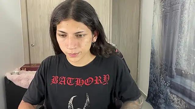 Snapshot of gabriel__manson chatting on 10/29/25, 11:06 gabriel manson online show from 10/29/25, 11:06