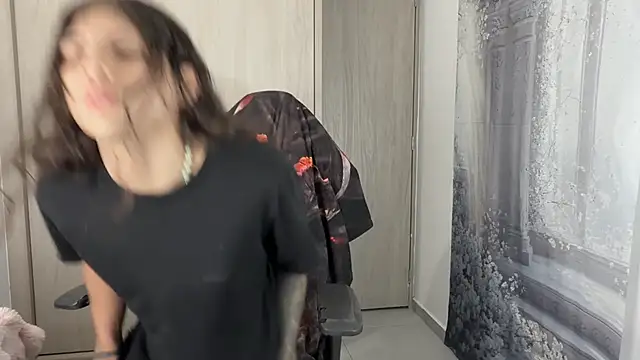 Snapshot of gabriel__manson chatting on 12/14/25, 01:11 gabriel manson online show from 12/14/25, 01:11